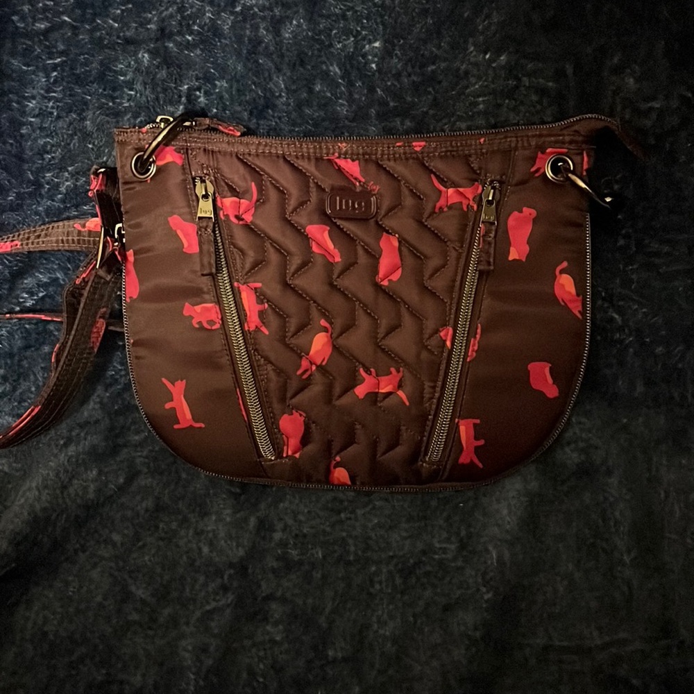 Lug Swivel Crossbody Bag
